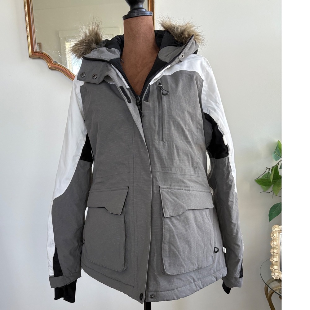 Magellan Outdoors Women's Gray White Faux Fur Hooded Winter Parka Jacket medium